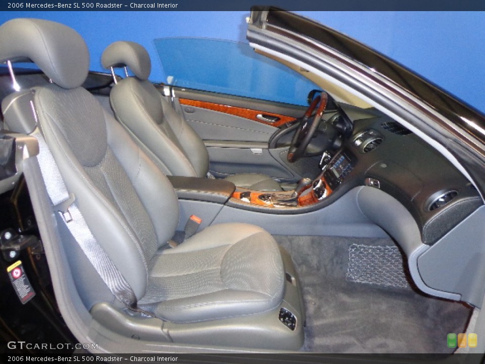 Charcoal Interior Photo for the 2006 Mercedes-Benz SL 500 Roadster #77466948