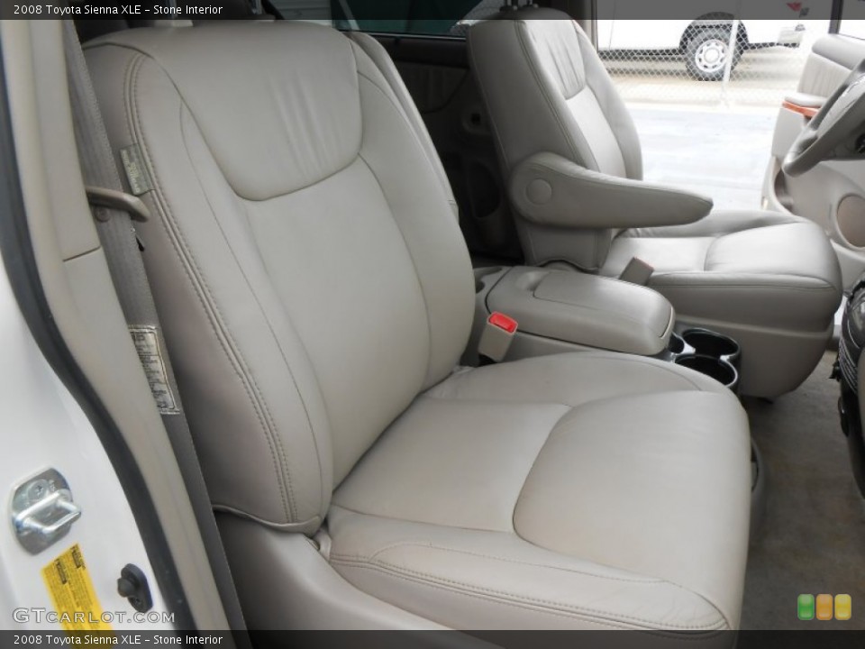 Stone Interior Photo for the 2008 Toyota Sienna XLE #77469969