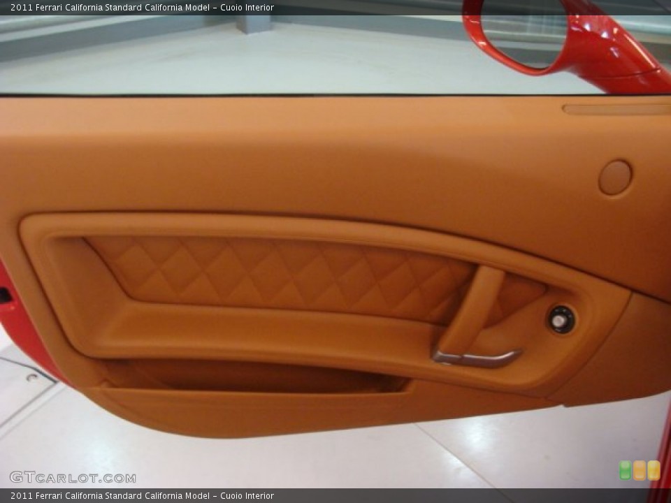 Cuoio Interior Door Panel for the 2011 Ferrari California  #77478530