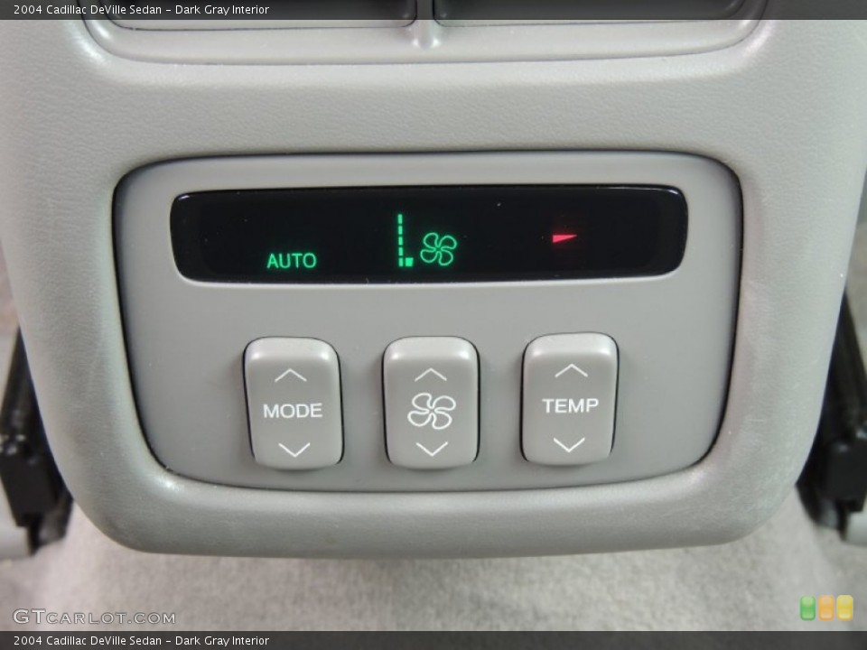 Dark Gray Interior Controls for the 2004 Cadillac DeVille Sedan #77487083