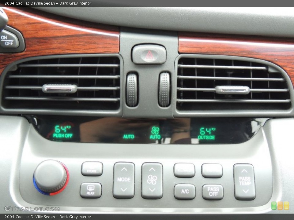 Dark Gray Interior Controls for the 2004 Cadillac DeVille Sedan #77487180