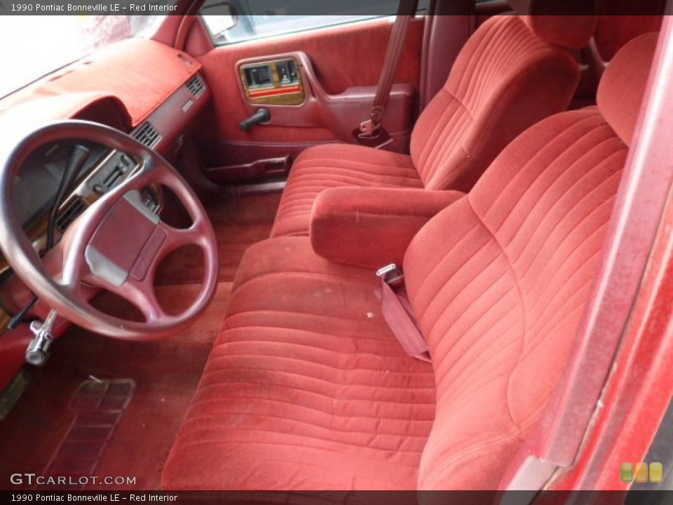 Red Interior Photo for the 1990 Pontiac Bonneville LE #77487684