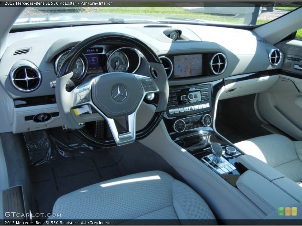 Ash/Grey Interior Dashboard for the 2013 Mercedes-Benz SL 550 Roadster #77488012