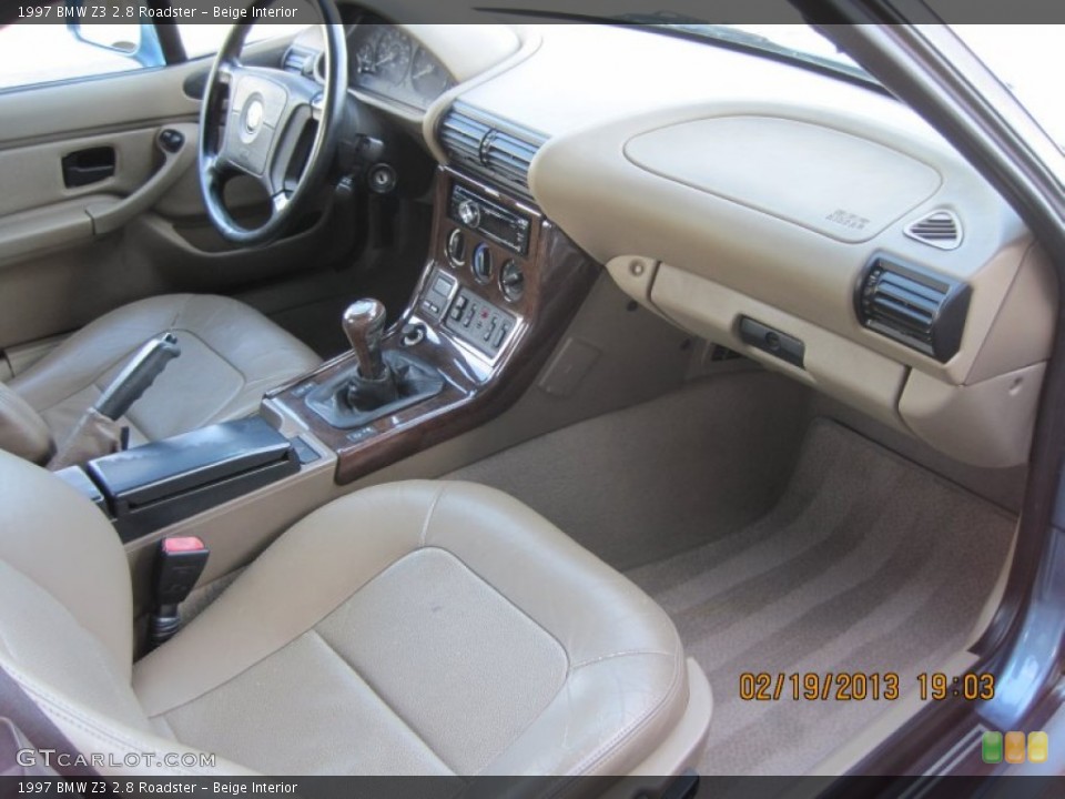 Beige Interior Photo for the 1997 BMW Z3 2.8 Roadster #77497550