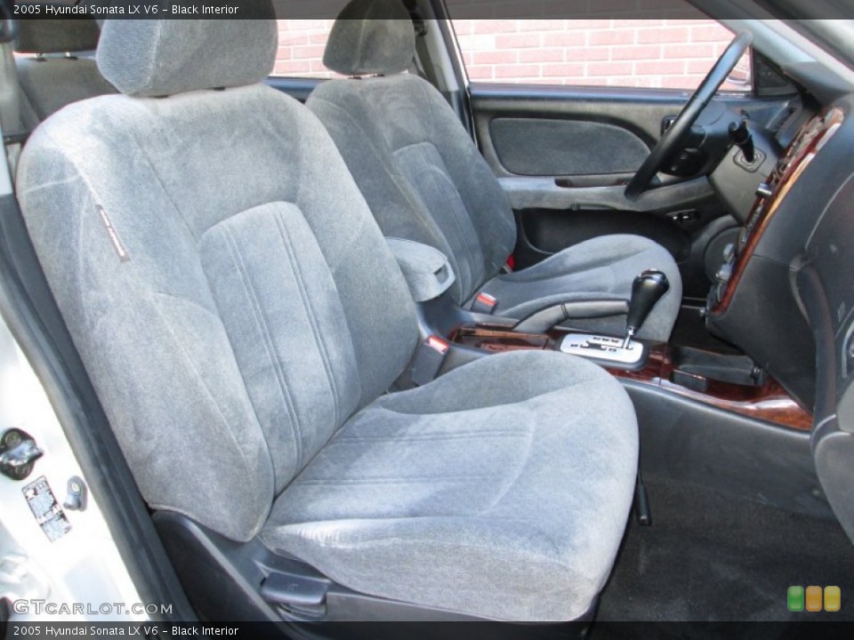 Black Interior Front Seat for the 2005 Hyundai Sonata LX V6 #77504355