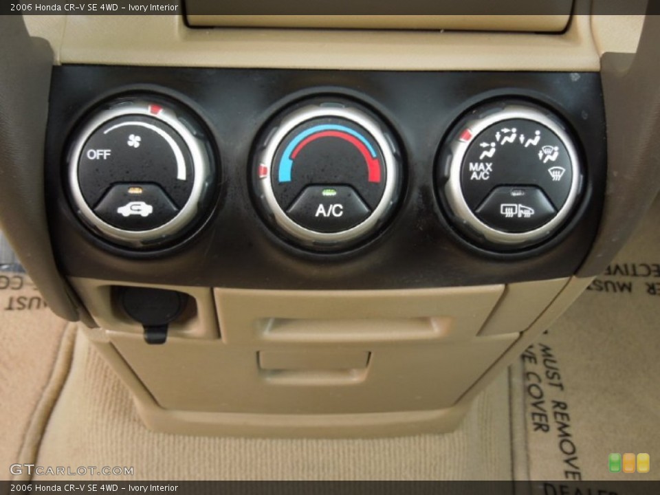 Ivory Interior Controls for the 2006 Honda CR-V SE 4WD #77507568