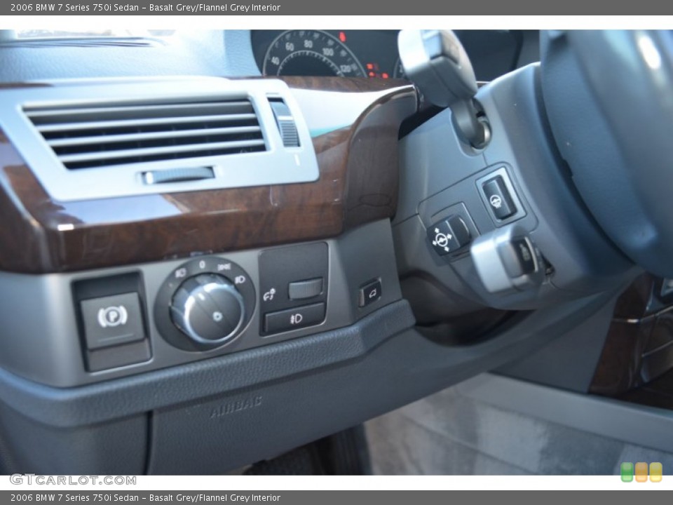 Basalt Grey/Flannel Grey Interior Controls for the 2006 BMW 7 Series 750i Sedan #77510543