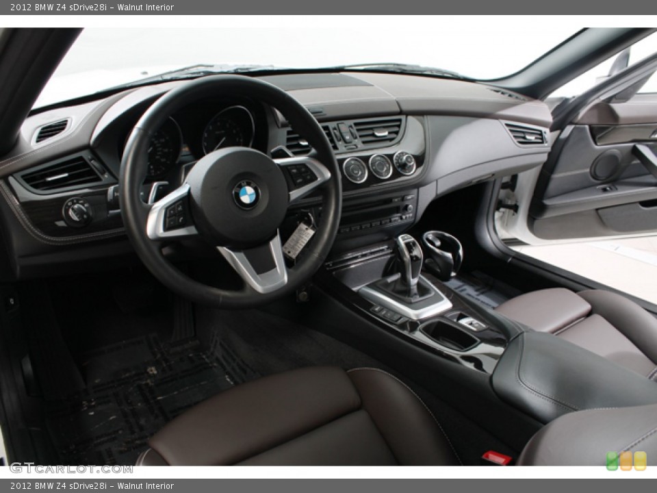 Walnut Interior Prime Interior for the 2012 BMW Z4 sDrive28i #77511137
