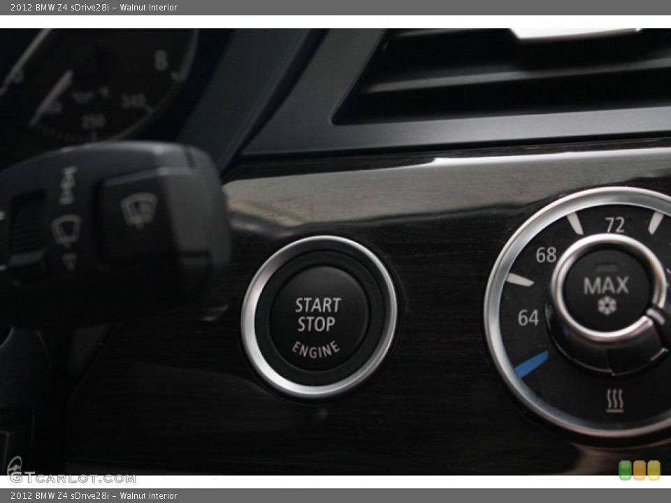 Walnut Interior Controls for the 2012 BMW Z4 sDrive28i #77511440
