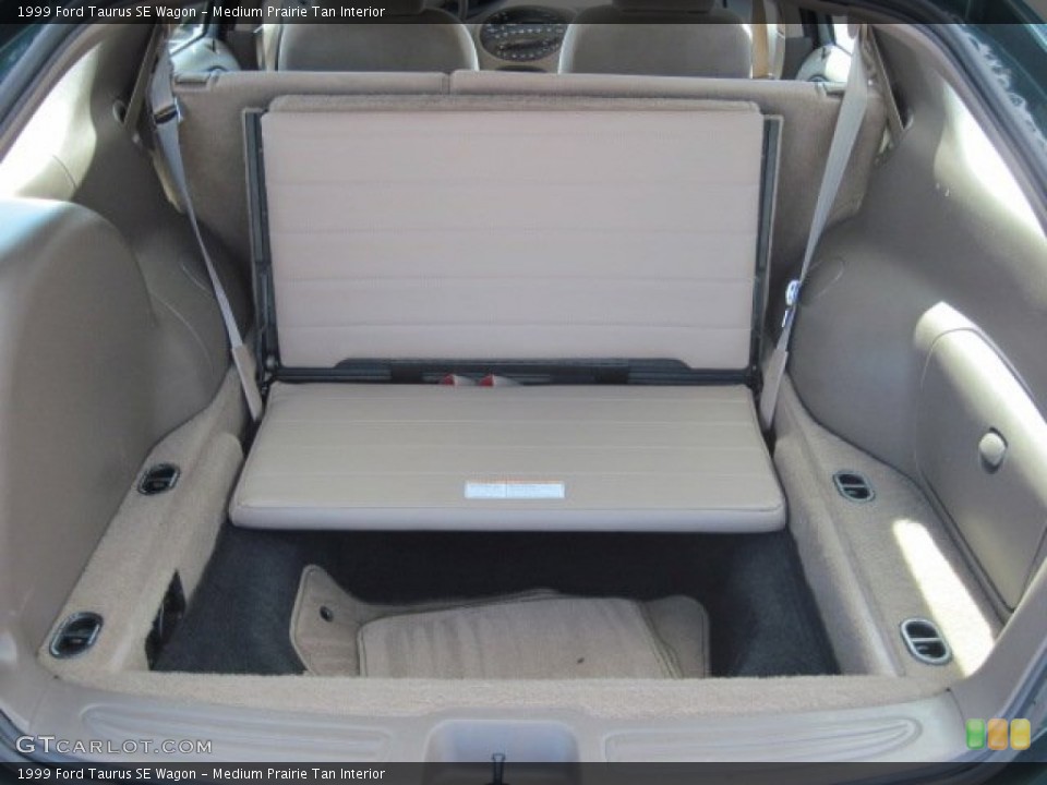 Medium Prairie Tan Interior Rear Seat for the 1999 Ford Taurus SE Wagon #77512713