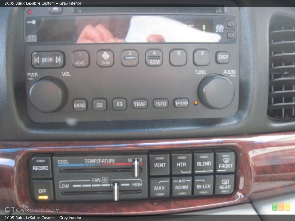 Gray Interior Controls for the 2005 Buick LeSabre Custom #77514260