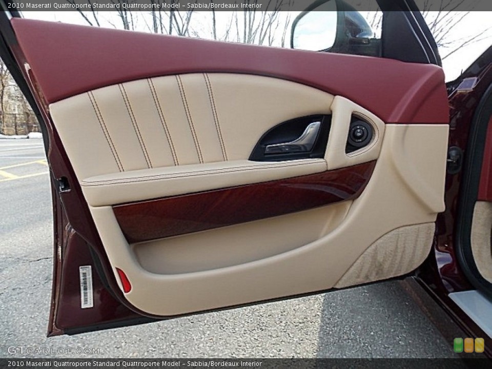 Sabbia/Bordeaux Interior Door Panel for the 2010 Maserati Quattroporte  #77514761