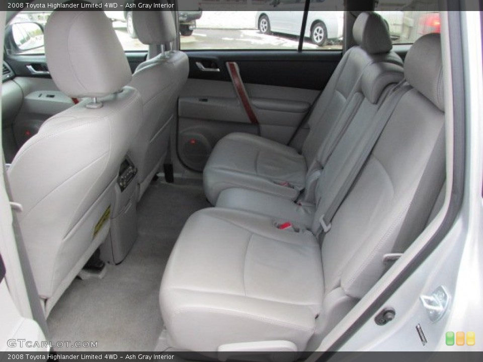 Ash Gray Interior Rear Seat for the 2008 Toyota Highlander Limited 4WD #77519303