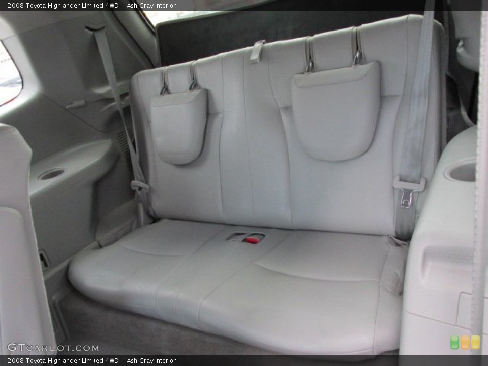 Ash Gray Interior Rear Seat for the 2008 Toyota Highlander Limited 4WD #77519318