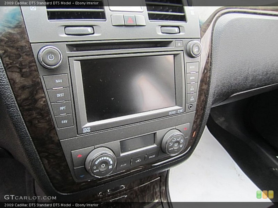 Ebony Interior Controls for the 2009 Cadillac DTS  #77523532