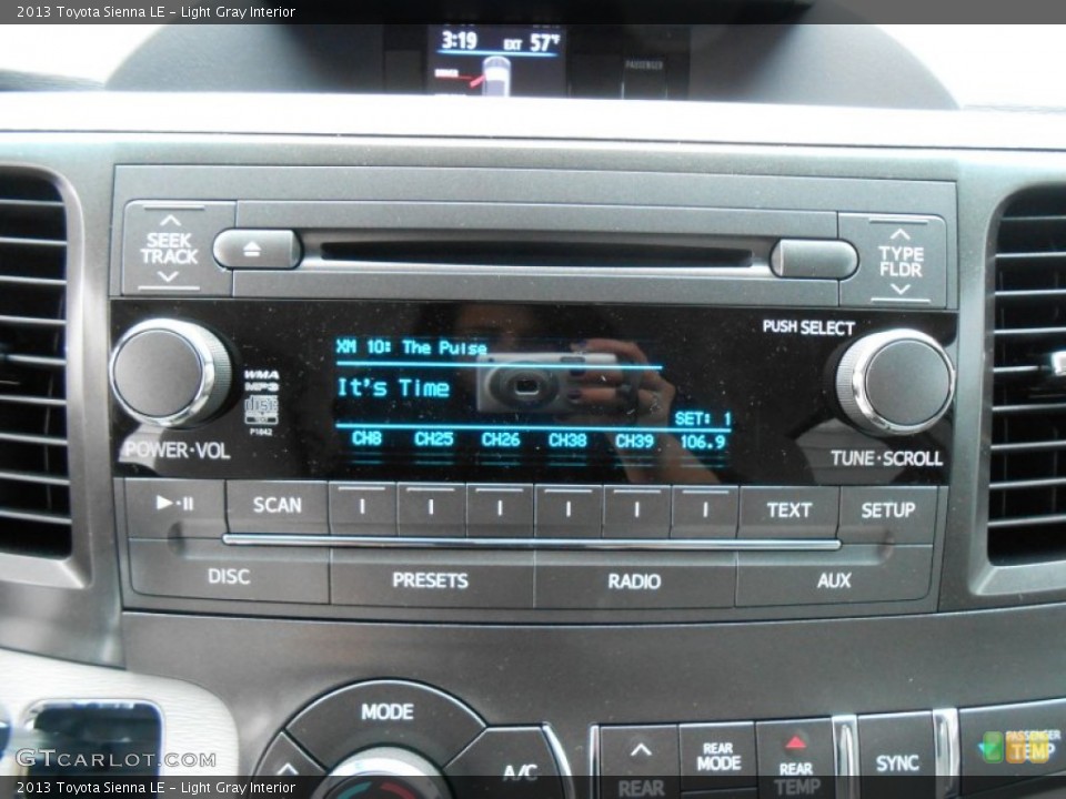 Light Gray Interior Audio System for the 2013 Toyota Sienna LE #77527003