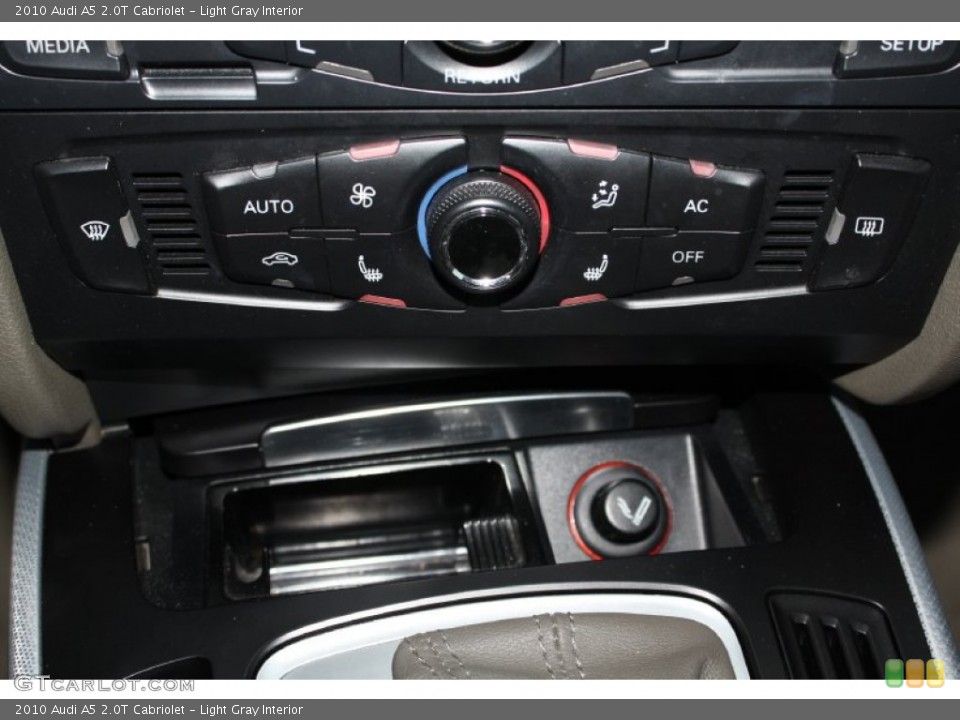 Light Gray Interior Controls for the 2010 Audi A5 2.0T Cabriolet #77533911