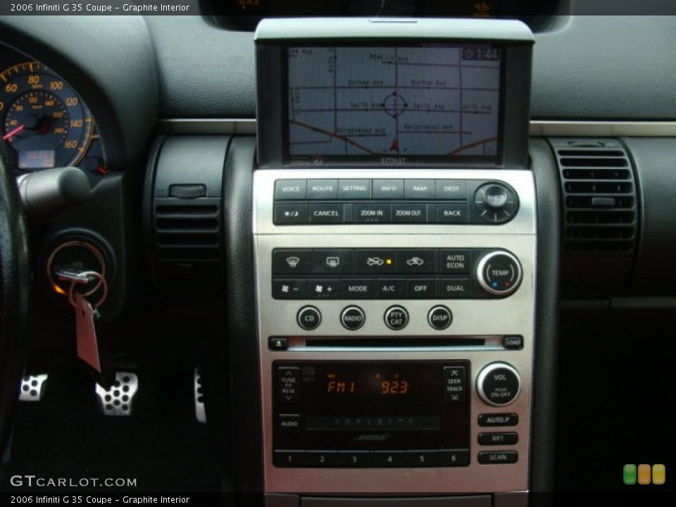 Graphite Interior Controls for the 2006 Infiniti G 35 Coupe #77536597