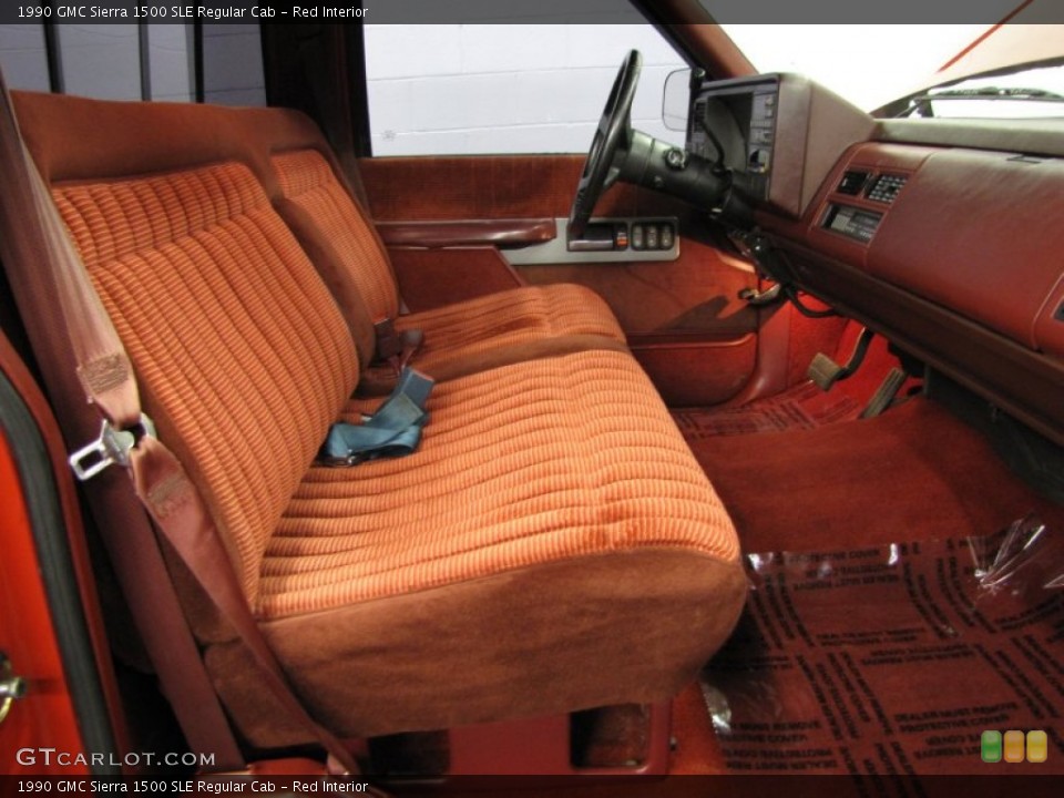Red Interior Photo for the 1990 GMC Sierra 1500 SLE Regular Cab #77539297