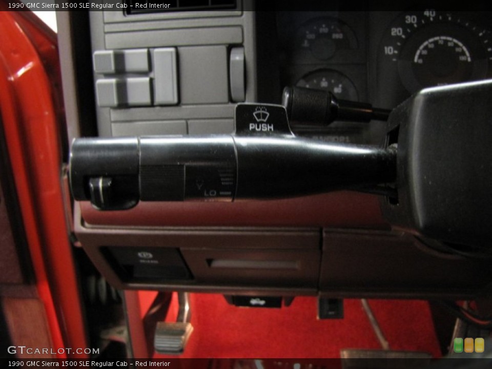 Red Interior Controls for the 1990 GMC Sierra 1500 SLE Regular Cab #77539421