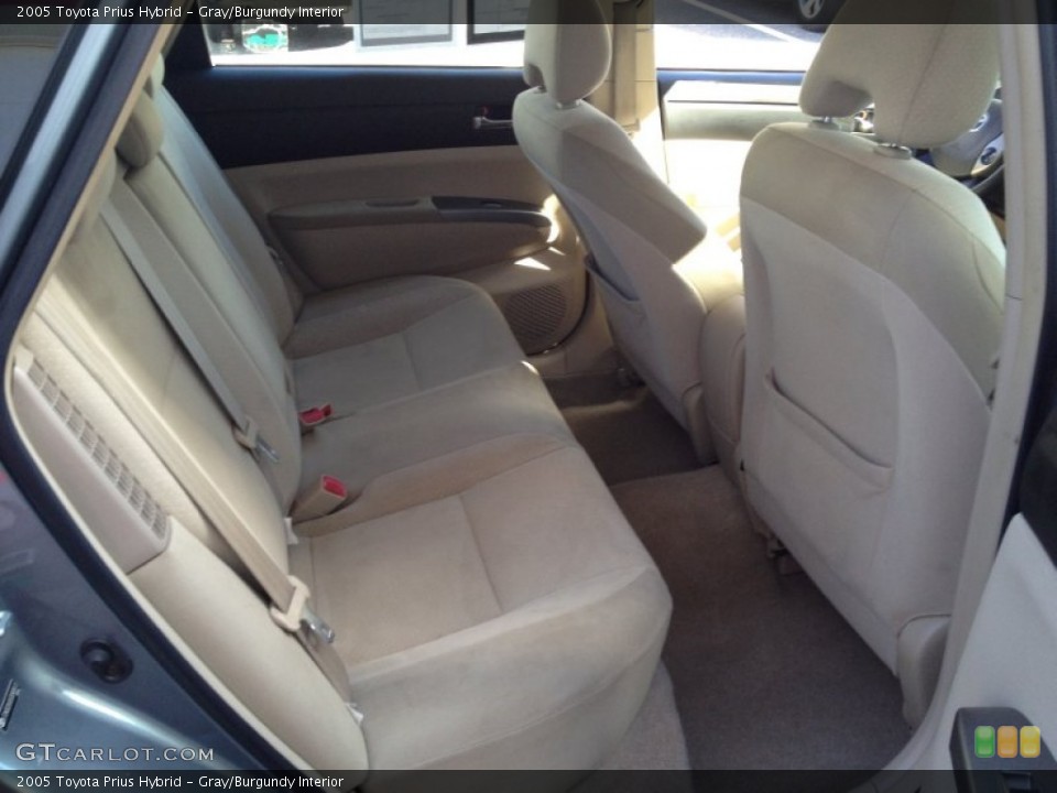 Gray/Burgundy Interior Rear Seat for the 2005 Toyota Prius Hybrid #77543231