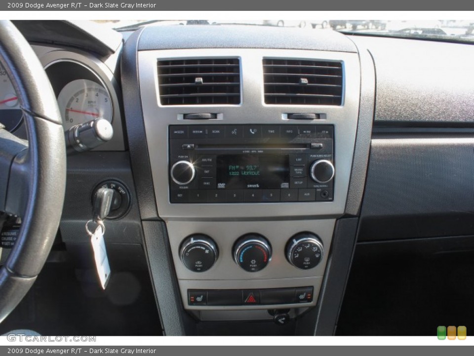 Dark Slate Gray Interior Controls for the 2009 Dodge Avenger R/T #77546030