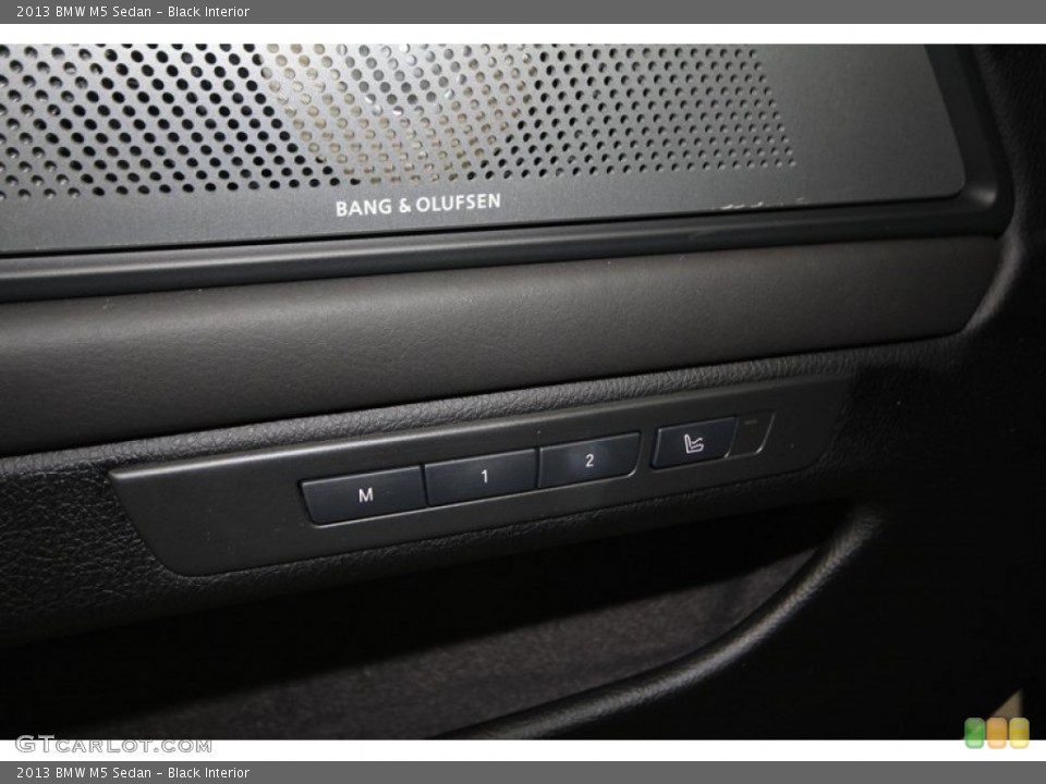 Black Interior Audio System for the 2013 BMW M5 Sedan #77551133