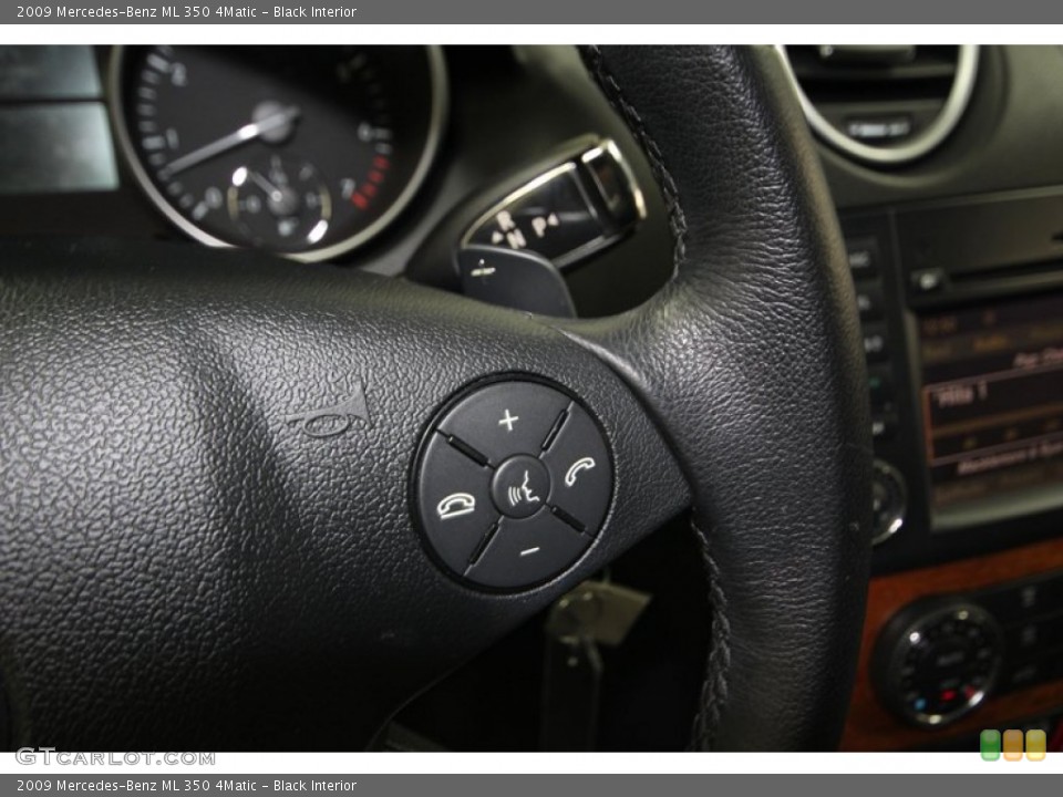 Black Interior Controls for the 2009 Mercedes-Benz ML 350 4Matic #77553953