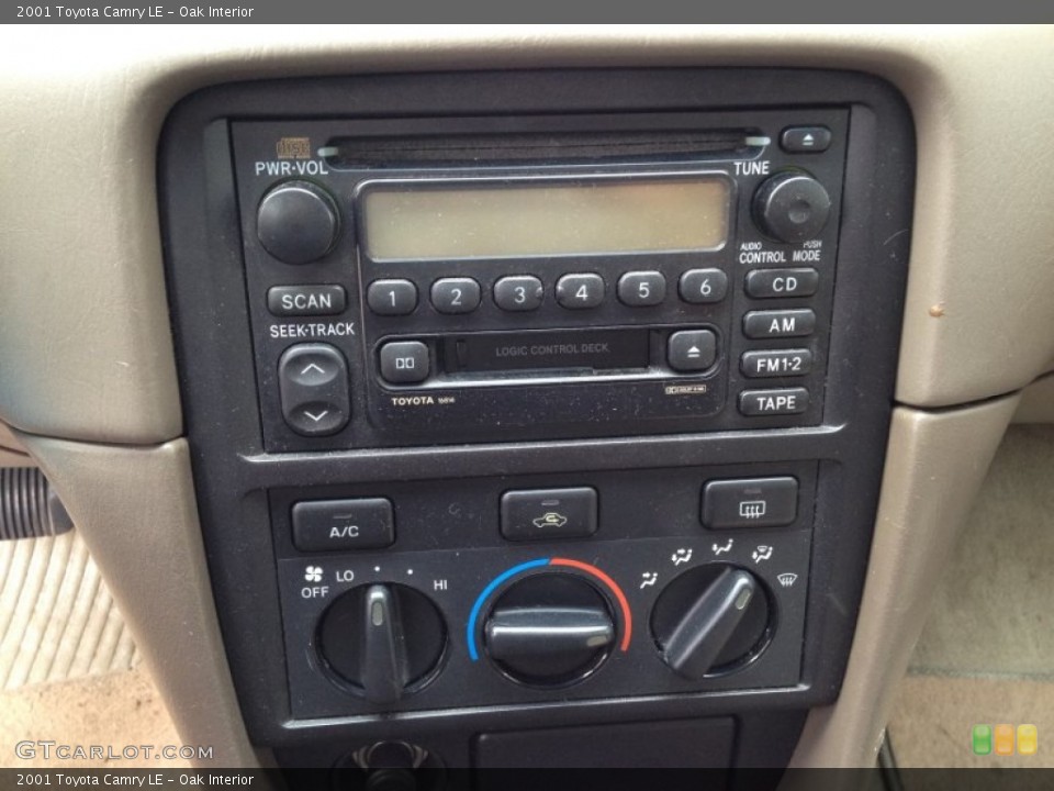 Oak Interior Controls for the 2001 Toyota Camry LE #77557035