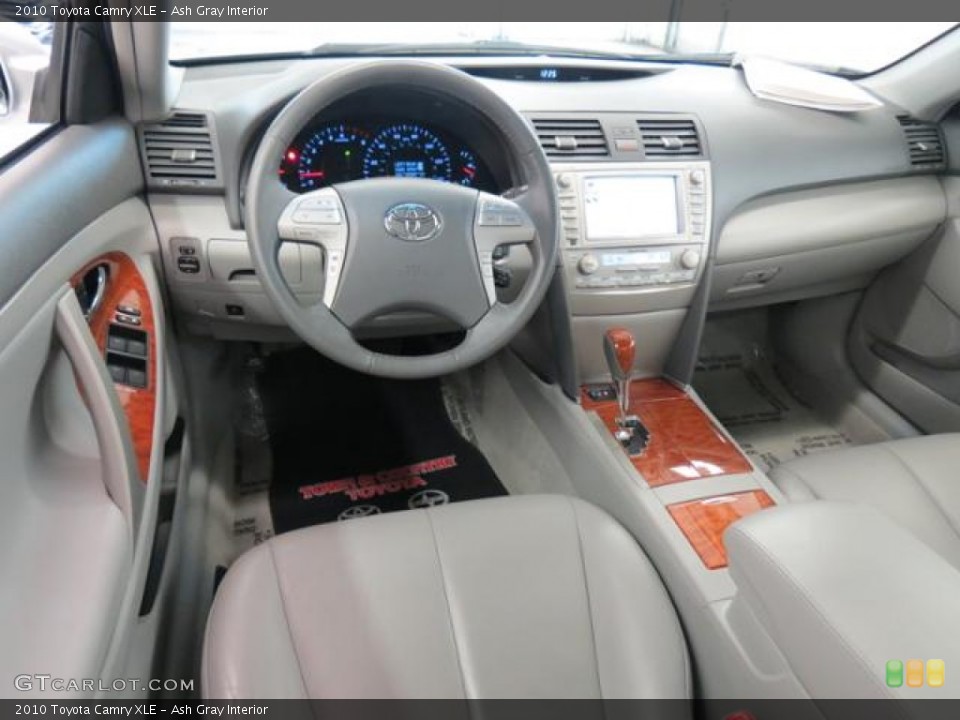 Ash Gray Interior Prime Interior for the 2010 Toyota Camry XLE #77557722