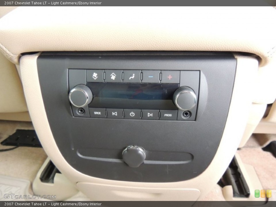 Light Cashmere/Ebony Interior Controls for the 2007 Chevrolet Tahoe LT #77564652