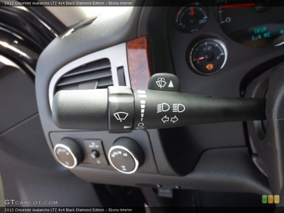 Ebony Interior Controls for the 2013 Chevrolet Avalanche LTZ 4x4 Black Diamond Edition #77565519