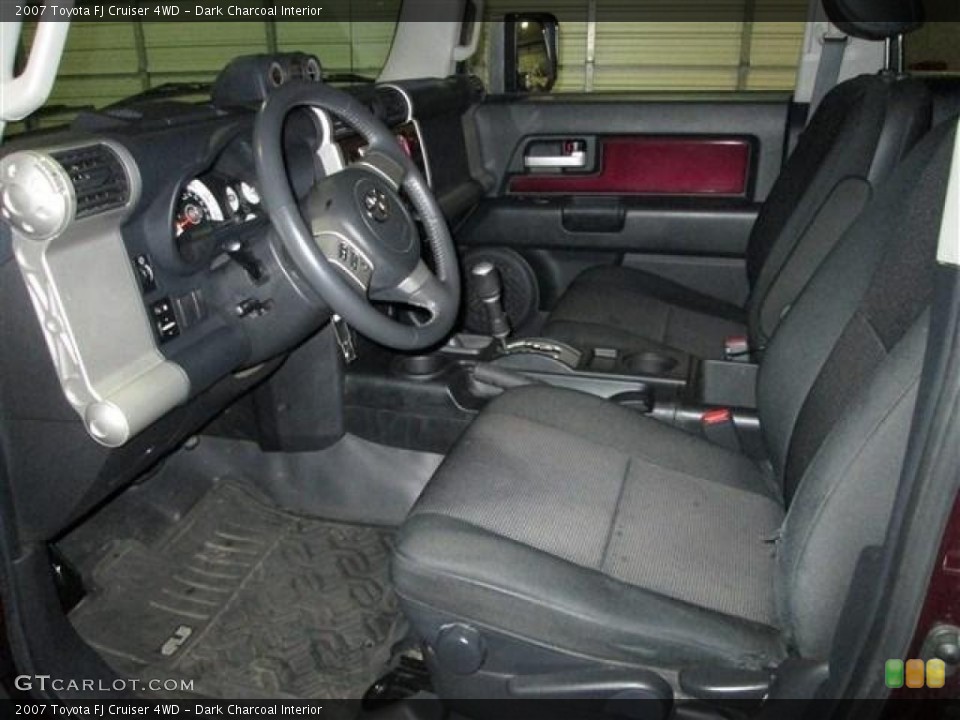 Dark Charcoal Interior Photo for the 2007 Toyota FJ Cruiser 4WD #77567586