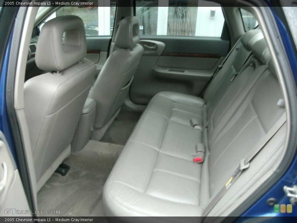 Medium Gray Interior Rear Seat for the 2005 Chevrolet Impala LS #77568826