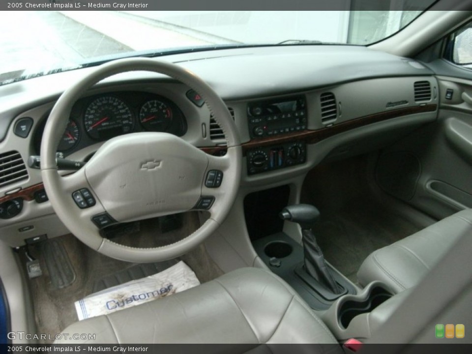 Medium Gray Interior Prime Interior for the 2005 Chevrolet Impala LS #77568852