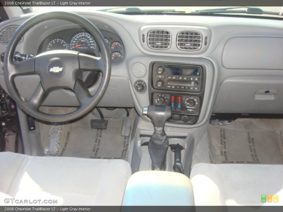 Light Gray Interior Dashboard for the 2008 Chevrolet TrailBlazer LT #77570180
