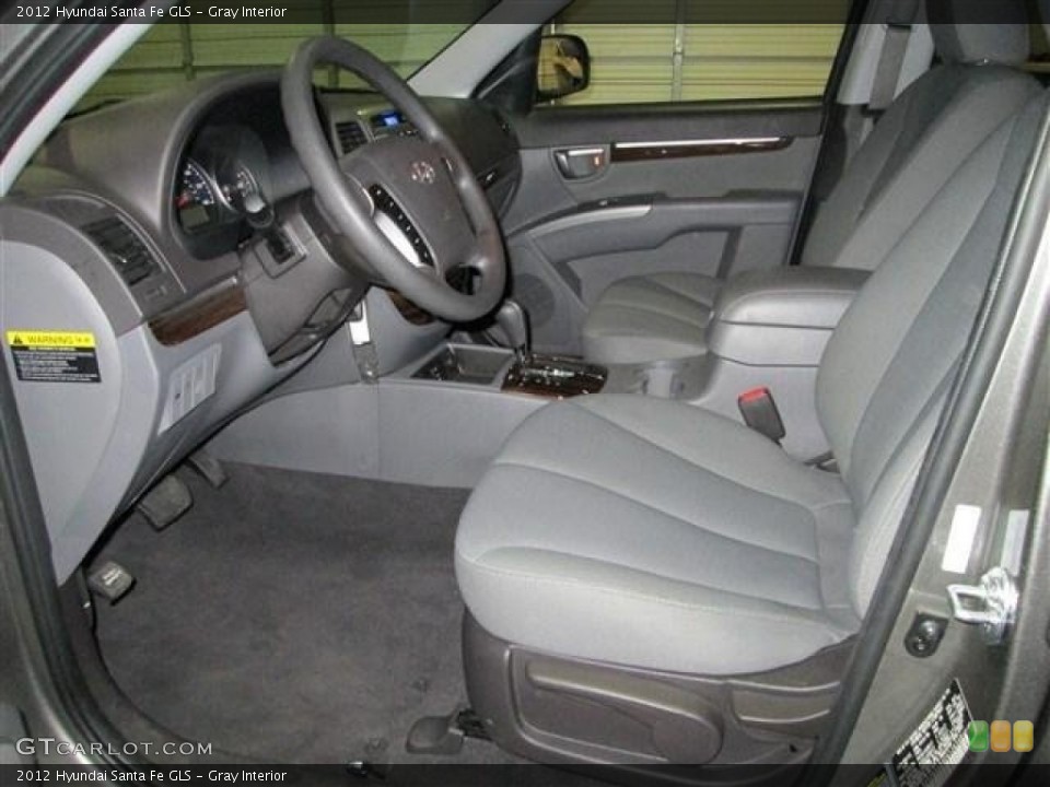 Gray Interior Photo for the 2012 Hyundai Santa Fe GLS #77571116