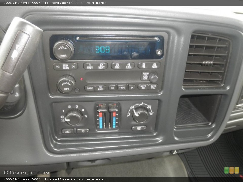 Dark Pewter Interior Controls for the 2006 GMC Sierra 1500 SLE Extended Cab 4x4 #77572413
