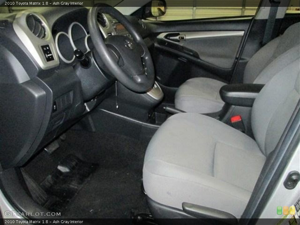 Ash Gray Interior Photo for the 2010 Toyota Matrix 1.8 #77573505