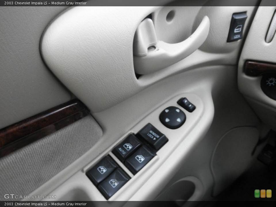 Medium Gray Interior Controls for the 2003 Chevrolet Impala LS #77573652