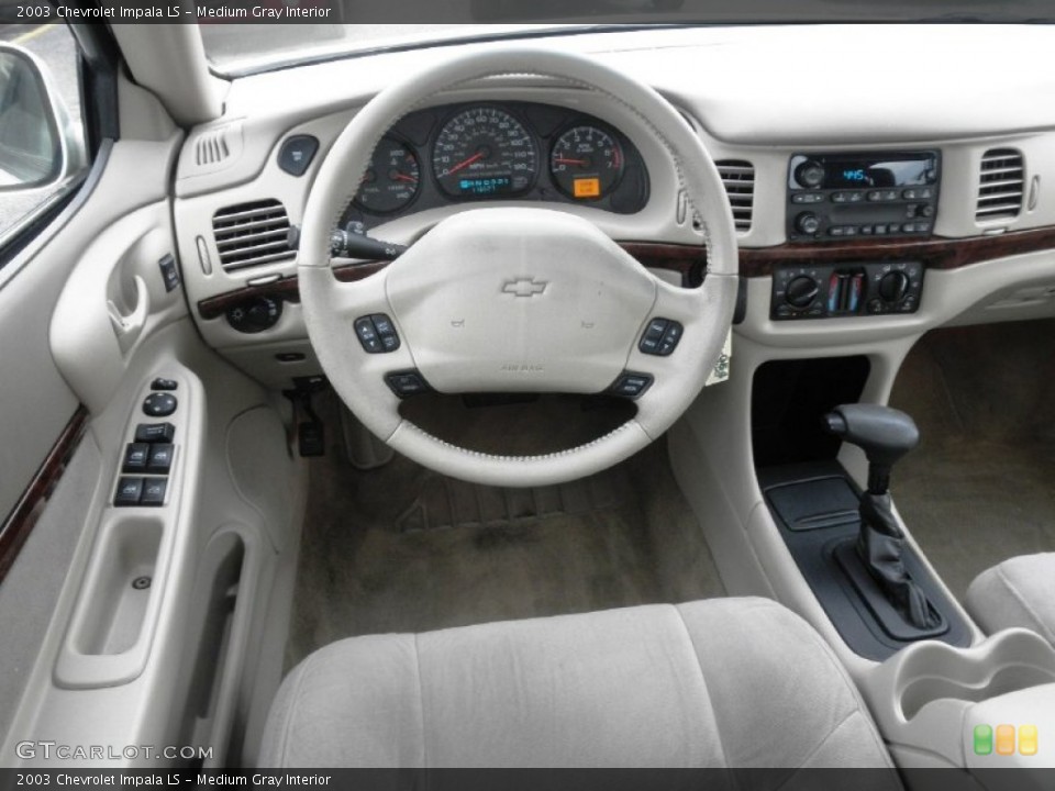 Medium Gray Interior Dashboard for the 2003 Chevrolet Impala LS #77573770