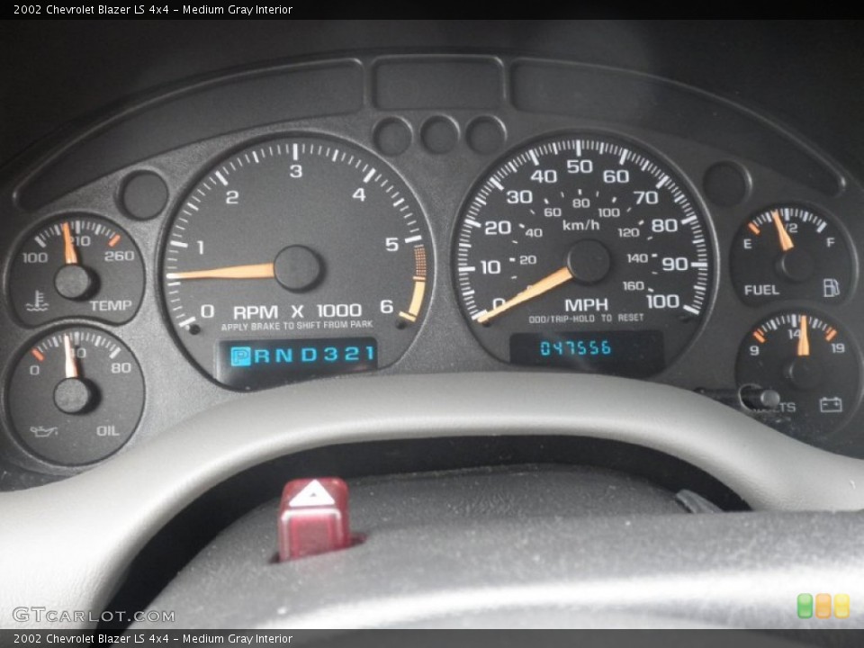 Medium Gray Interior Gauges for the 2002 Chevrolet Blazer LS 4x4 #77574264