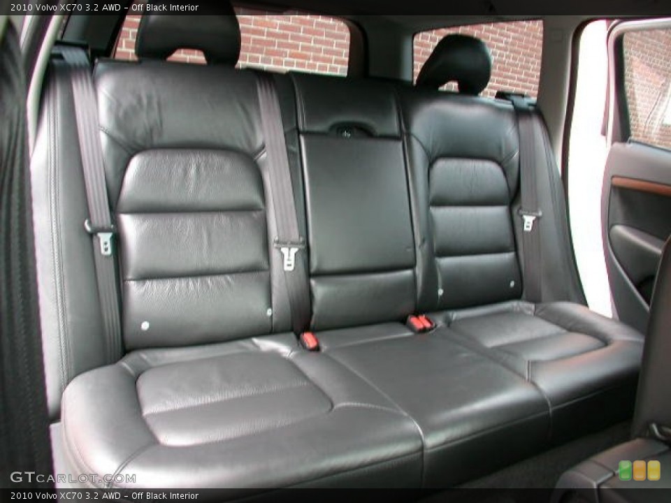 Off Black Interior Rear Seat for the 2010 Volvo XC70 3.2 AWD #77574598