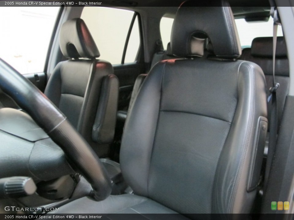 Black Interior Front Seat for the 2005 Honda CR-V Special Edition 4WD #77580310