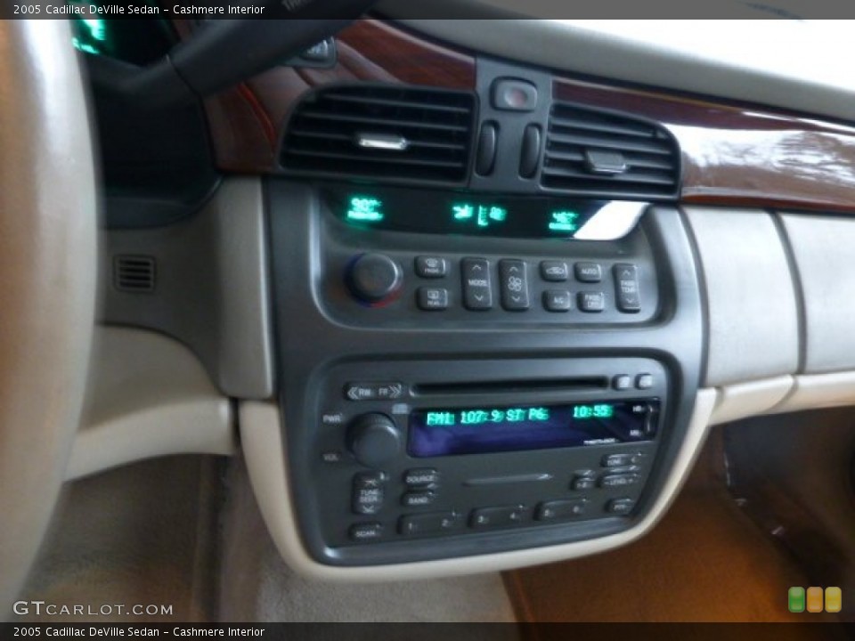 Cashmere Interior Controls for the 2005 Cadillac DeVille Sedan #77581257