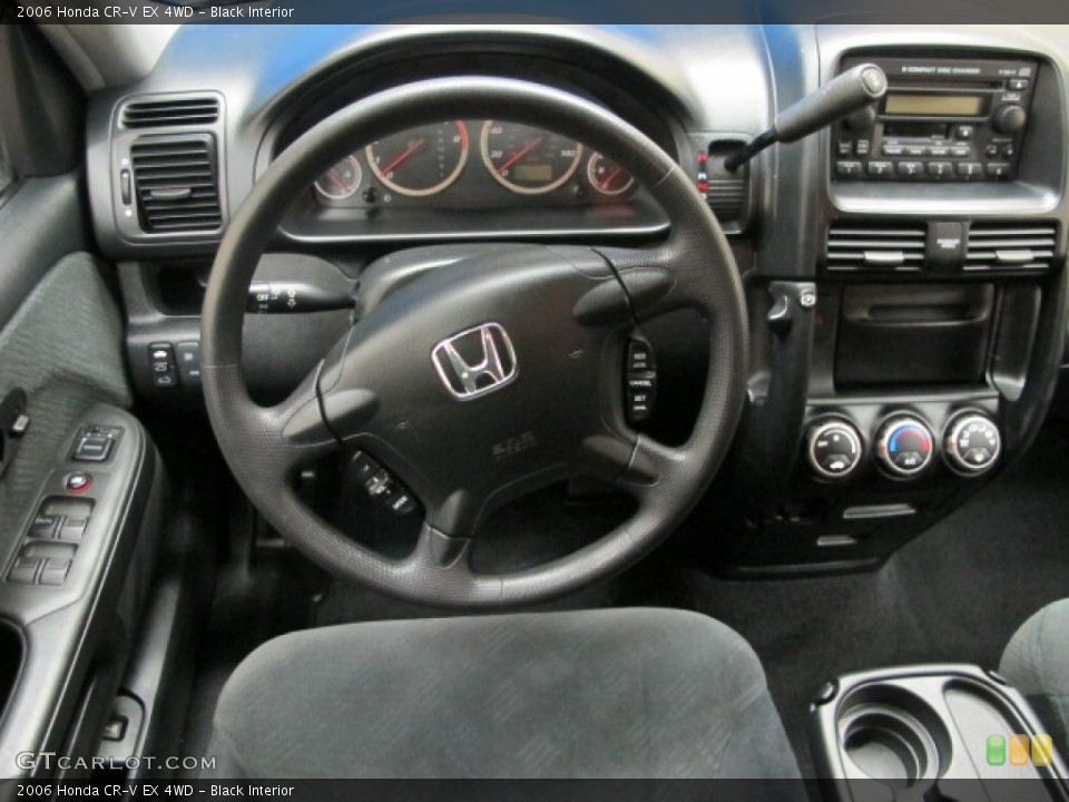 Black Interior Dashboard for the 2006 Honda CR-V EX 4WD #77582181