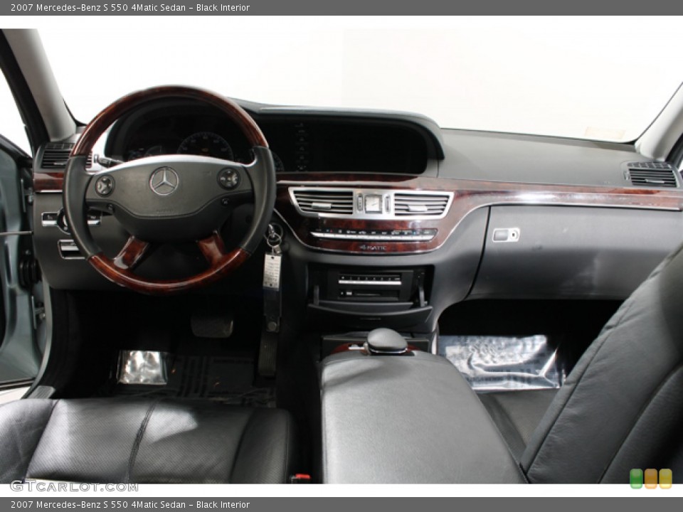 Black Interior Dashboard for the 2007 Mercedes-Benz S 550 4Matic Sedan #77584314