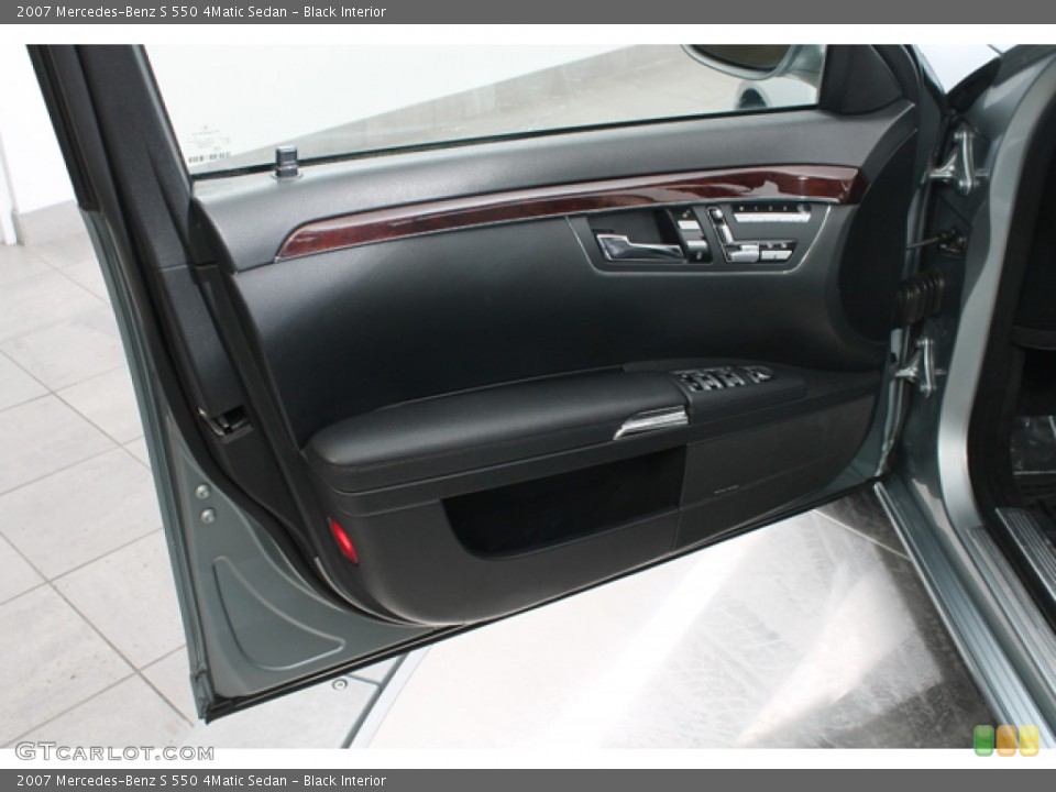 Black Interior Door Panel for the 2007 Mercedes-Benz S 550 4Matic Sedan #77584635