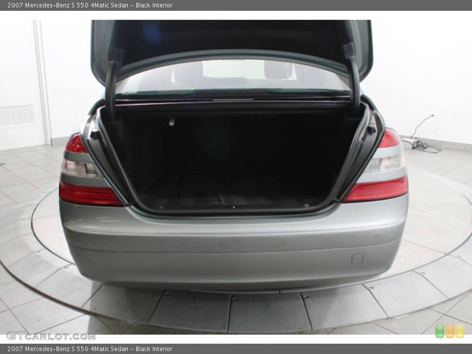 Black Interior Trunk for the 2007 Mercedes-Benz S 550 4Matic Sedan #77584860
