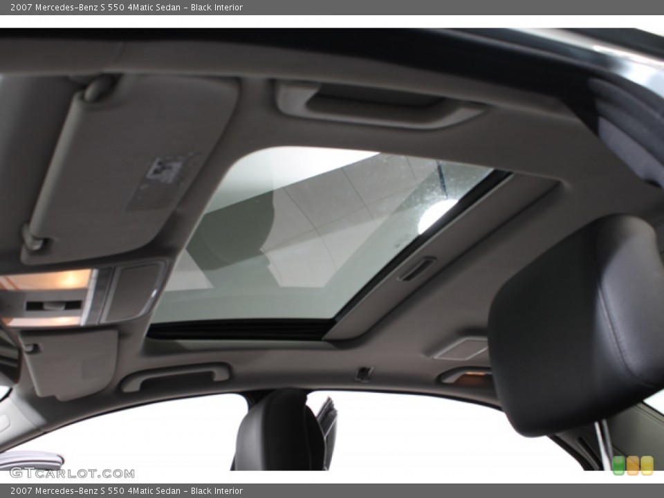 Black Interior Sunroof for the 2007 Mercedes-Benz S 550 4Matic Sedan #77584888